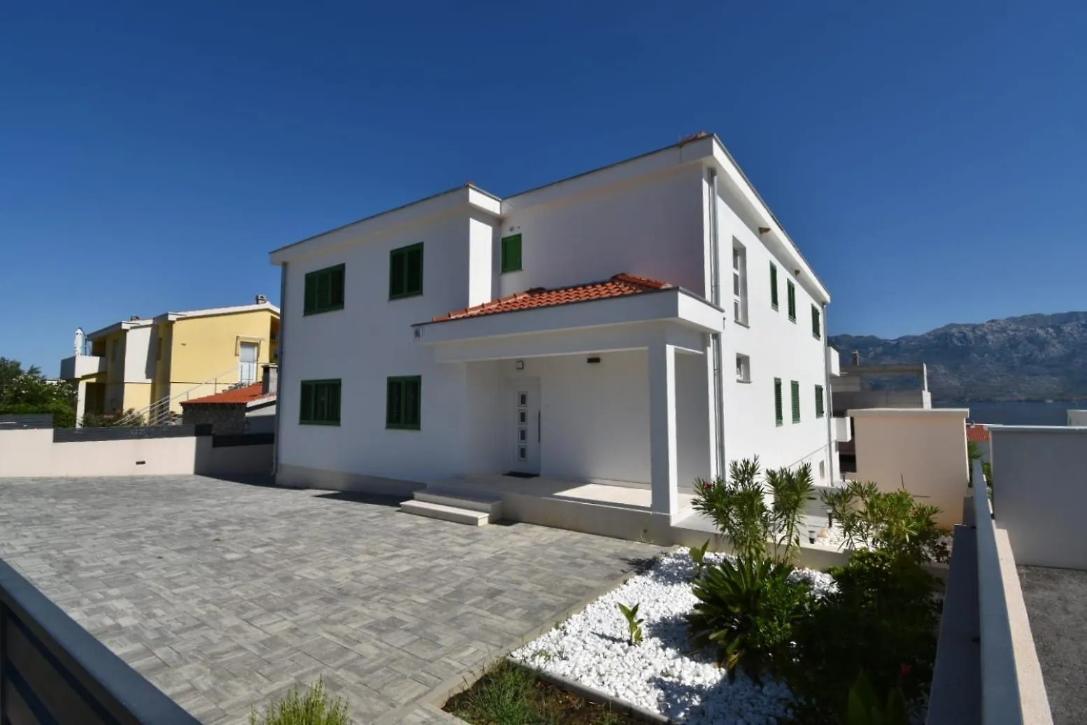 Apartment Serenity Residence With Sea View Razanac Croatia